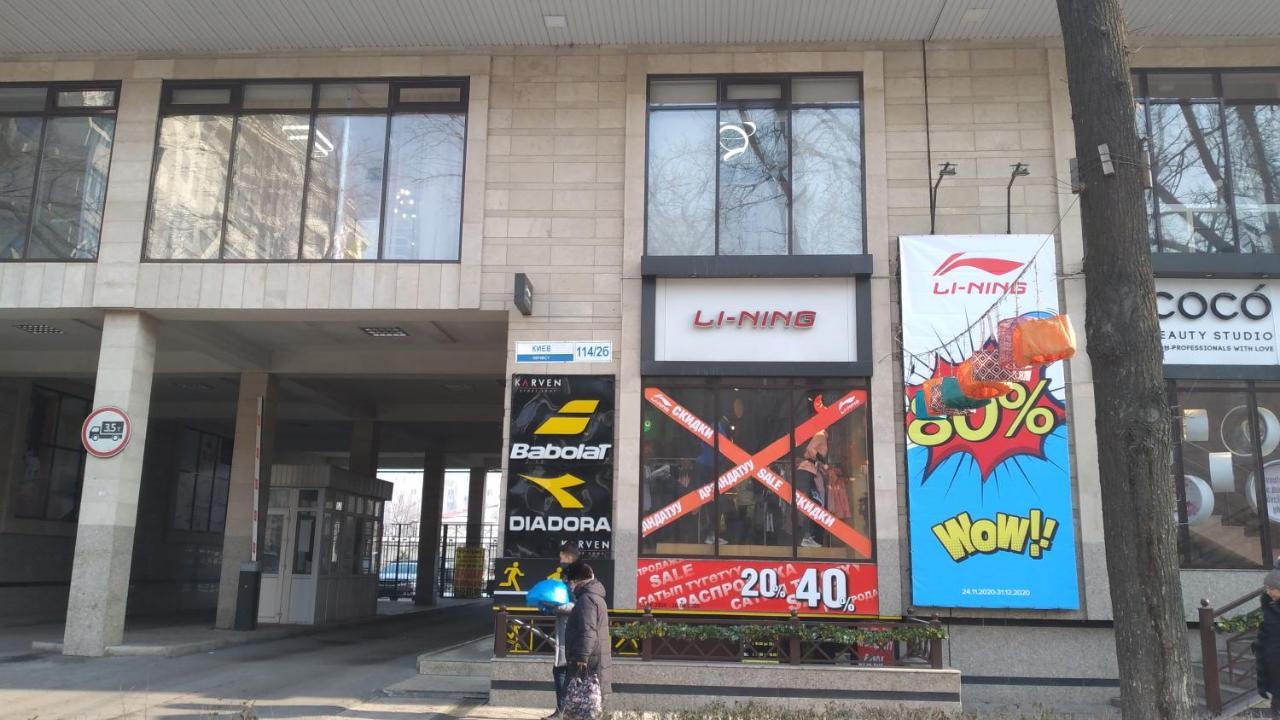 Bishkek, Promenade Apartamento Exterior foto